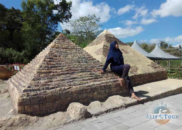 the word Lendmark merapi