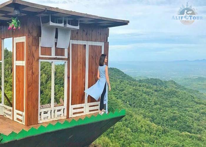 10 tempat wisata Hits kawasan mangunan