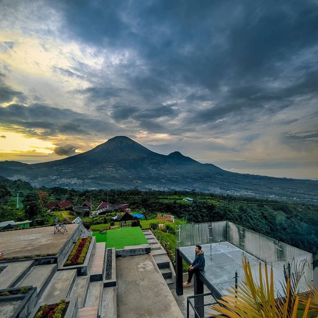 Kahyangan Skyline